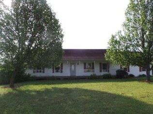 470 Malinda Dr, Brandenburg, KY 40108