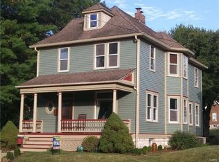 612 N 6th St, Saint Charles, MO 63301