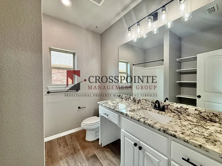 332 Kingdom Blvd — Photo 10