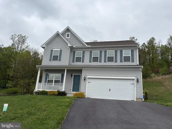 542 Sandpiper Ln, New Cumberland, PA 17070