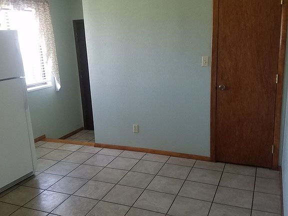 4th image of 3176 Orson Ave