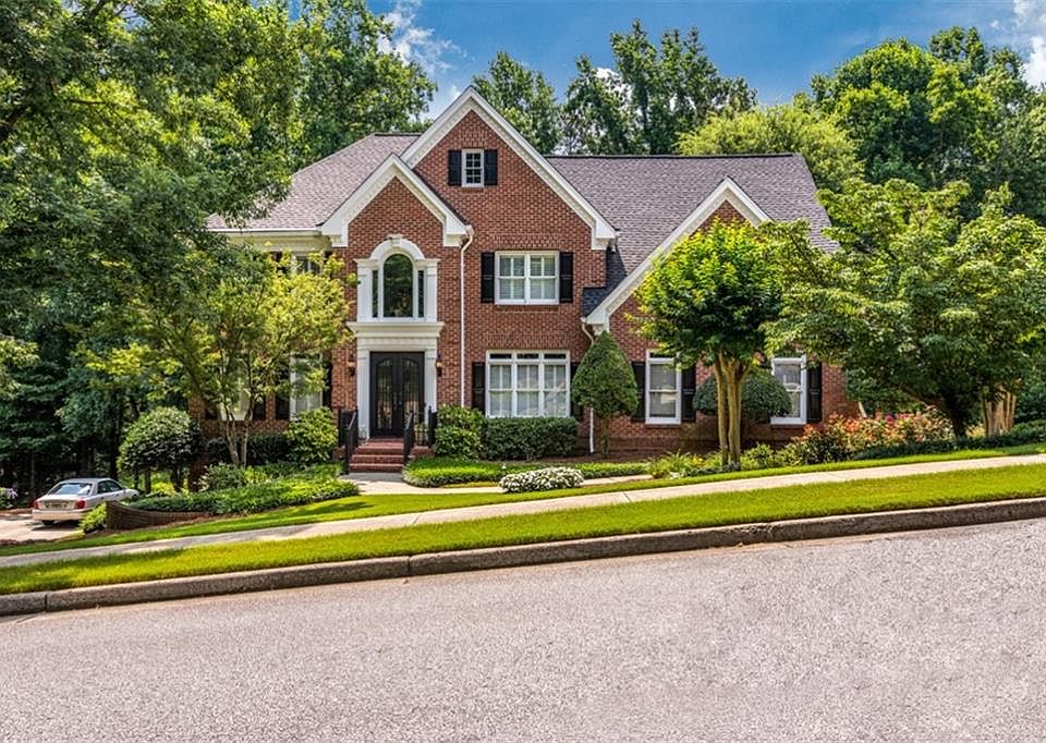 1st image of 1272 Chadwick Lake Dr