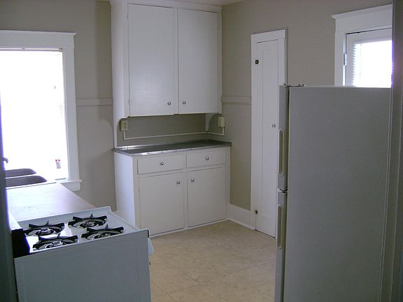 3rd image of 507 South Rose #3