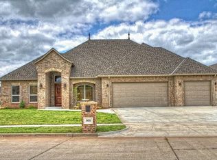 900 Trisha Ln, Norman, OK 73072