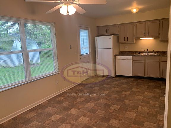 3rd image of 4443 Dabny Cir