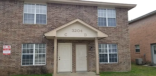 3204 Hereford Ln Photo 1