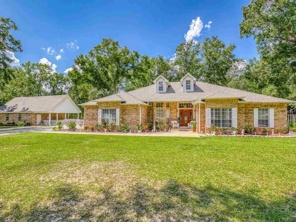 5897 Curtis Rd, Pace, FL 32571