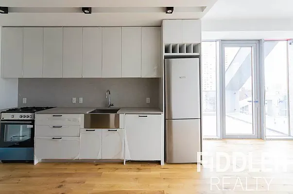 Rented by The KCI Group | media 51