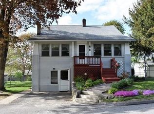2 Ellis Ave, Dudley, MA 01571