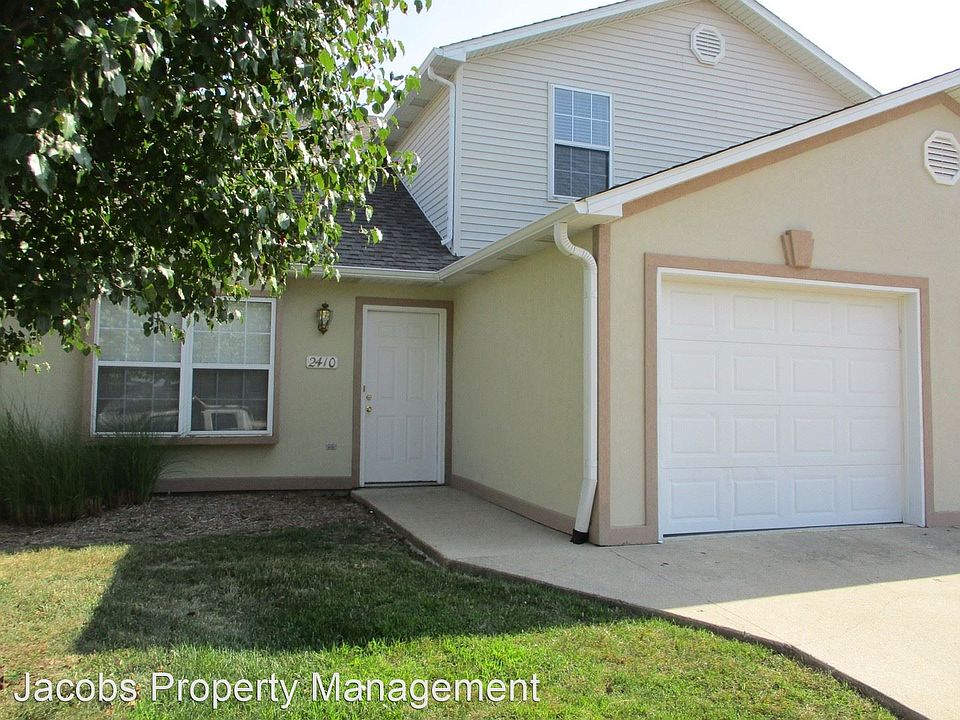 1st image of 2410 Northampton Dr