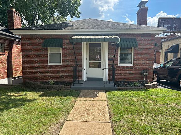 2nd image of 5744 Murdoch Ave