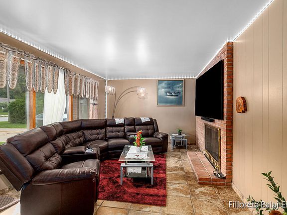 4th image of 1670 Millbrook St SE