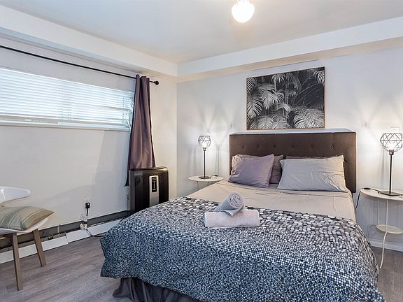 5th image of 2111 Whistler Rd #212