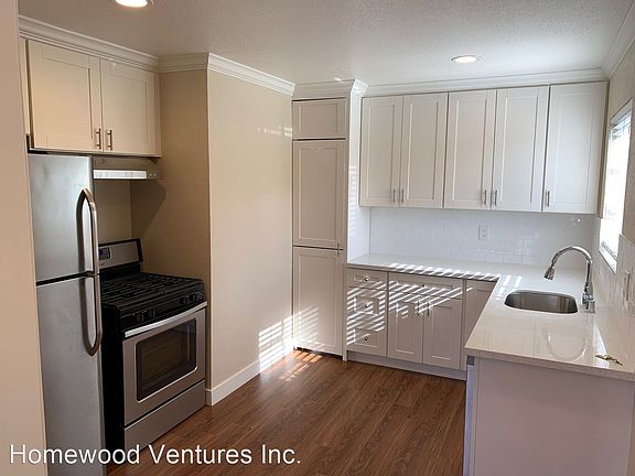 2nd image of 448-450 Dover Way #454
