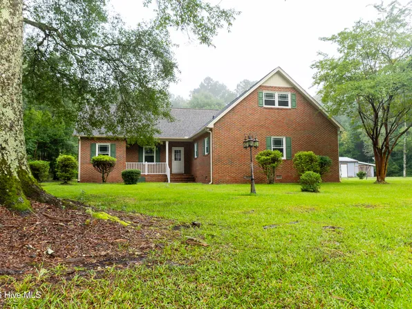 55 Wyche Mews, Hallsboro, NC 28442