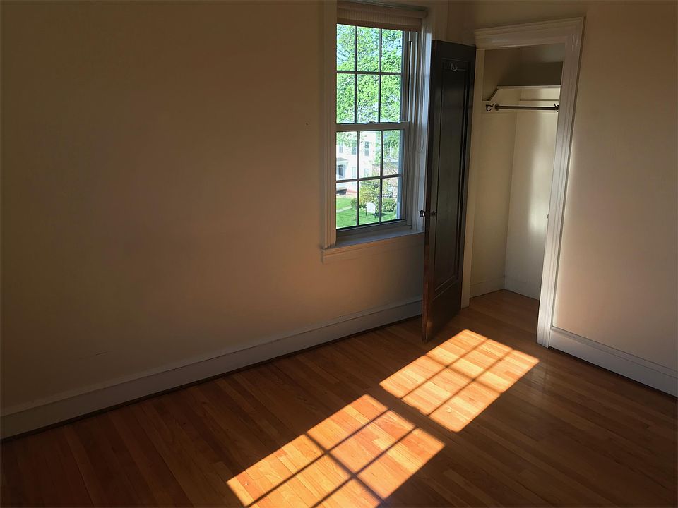 Bedroom Closet