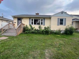 1004 10th St S, Virginia, MN 55792