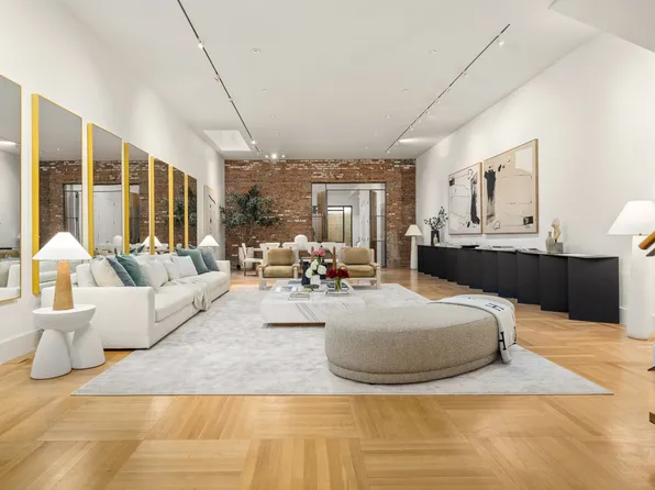 178 East 73rd Street image 2 of 14