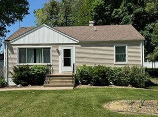 540 3rd St, Waukee, IA 50263