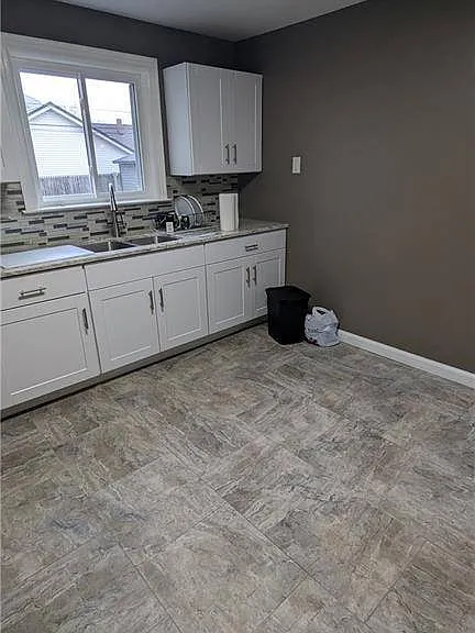 78 Kirkwood Dr — Photo 12