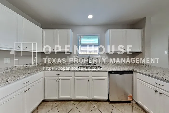 18230 Temple Hill Ln — Photo 5