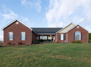 19014 Musick Dr, Bristol, VA 24202