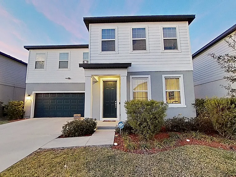 2138 Derwent Dr — Photo 1
