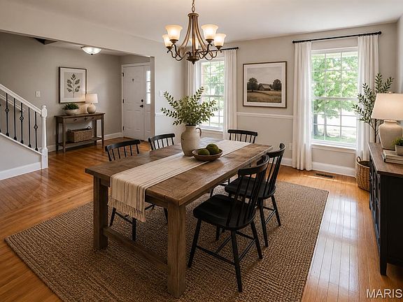 5th image of 3 Oak Mill Ct