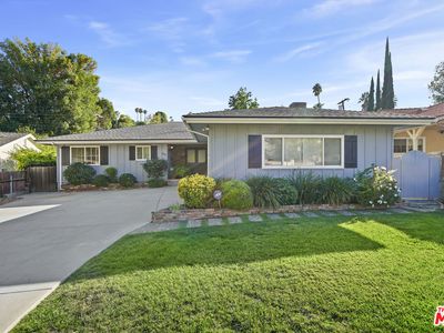 22216 Del Valle St, Woodland Hills, CA, 91364