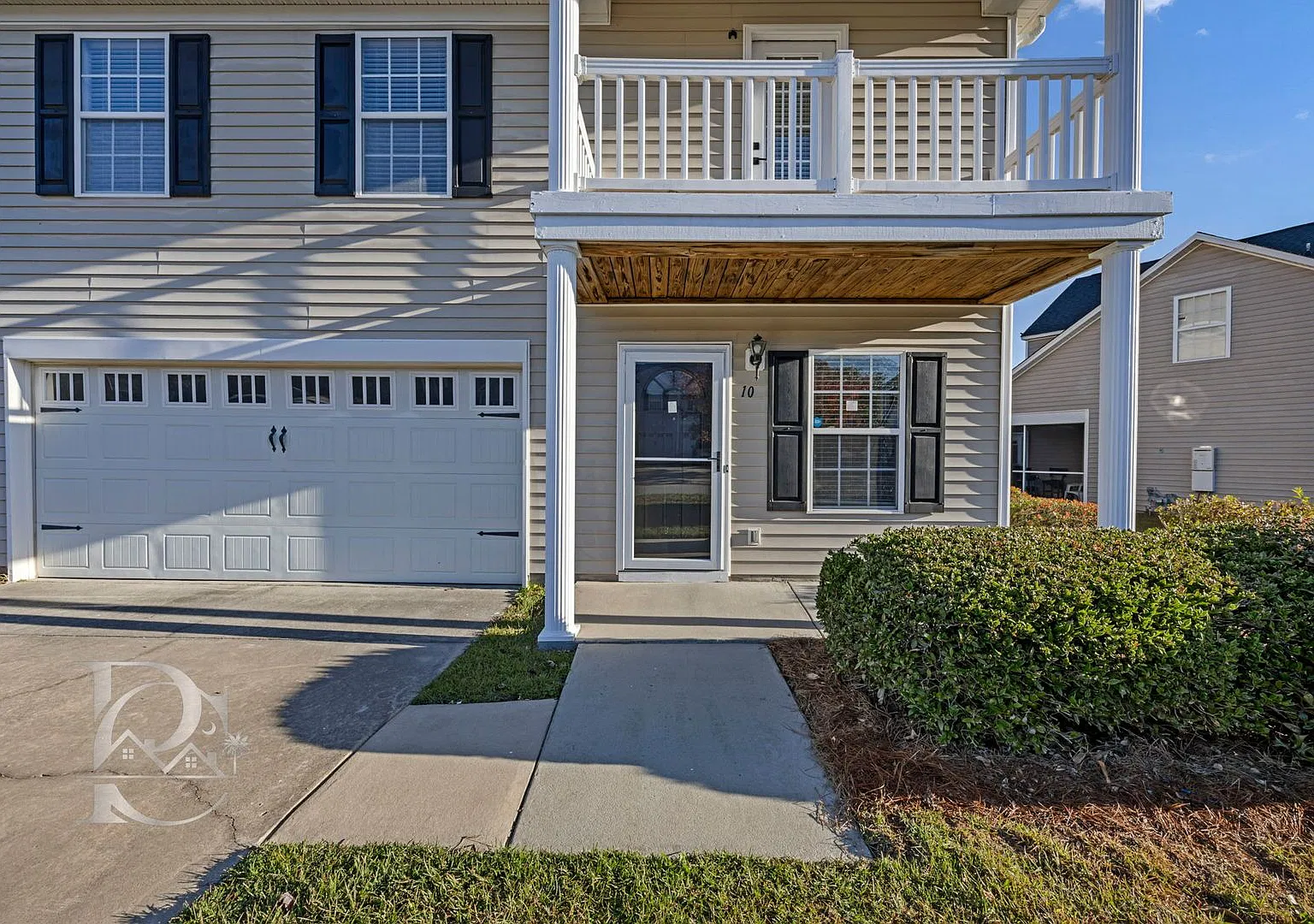 Remodeled 3 Bedroom Home In Elgin's Jacobs Creek — Photo 2