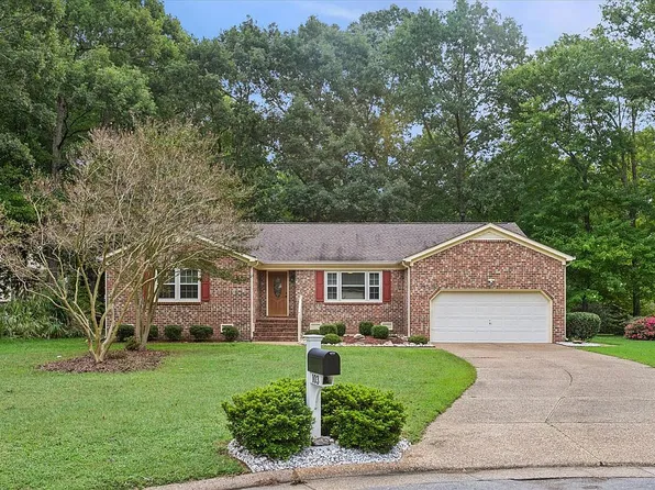 103 Kubesh Ct, Yorktown, VA 23693