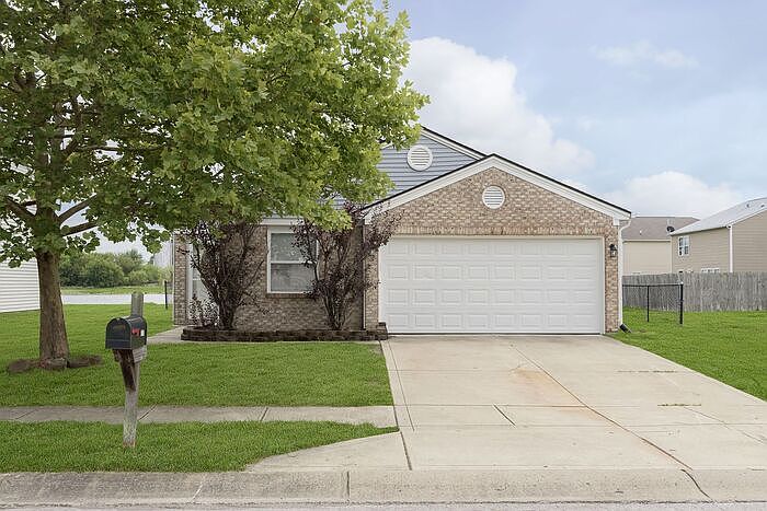 1st image of 7707 Brandenburg Way