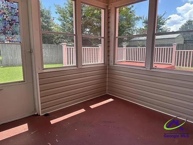 203 Margeson Dr — Photo 15