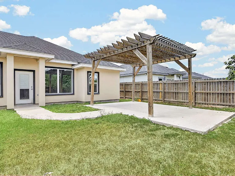 140 Spanish Oak Dr — Photo 16