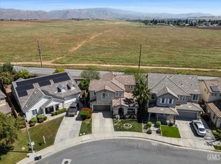 6119 Pilar Way, Bakersfield, CA 93306