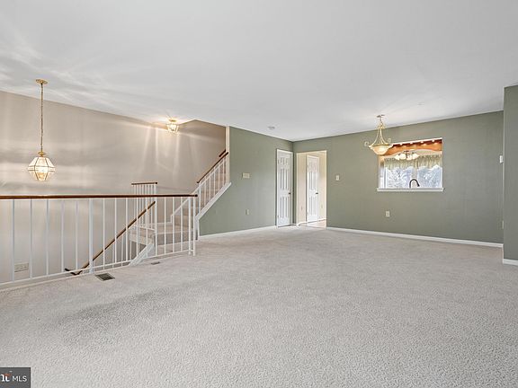 5th image of 10472 Saint Croix Ln