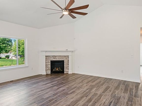 3rd image of 37711 Sienna Oaks Dr