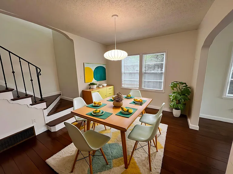 204 Haight Ave — Photo 7