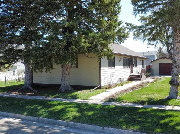 1622 Pine St, Sturgis, SD 57785