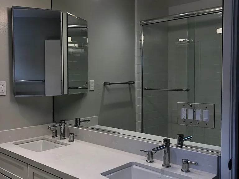 Village Square Townhomes — Photo 14