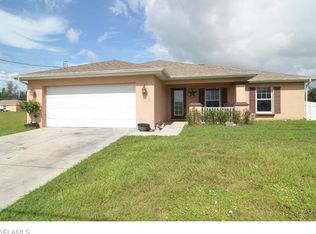 218 SW 15th Pl, Cape Coral, FL 33991