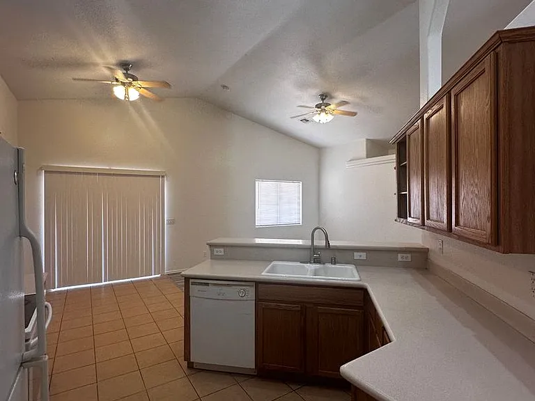 3680 N Rainbow Dr — Photo 11