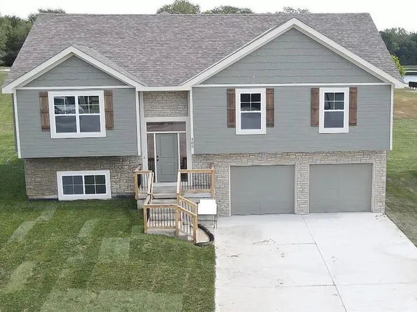 110 Roller Ct, Platte City, MO 64079