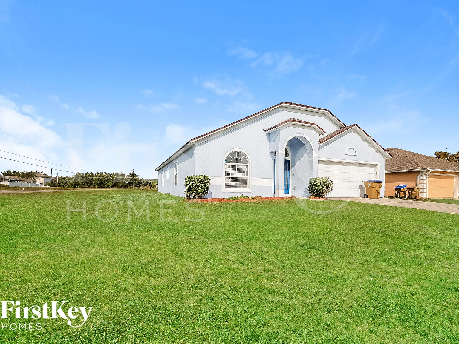3 bed, 2.0 bath, 1922 sqft, $1,580 — Photo 2