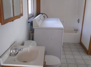 101 Walnut St, La Porte City, IA 50651