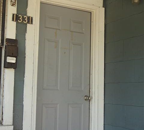 5th image of 1329-1331 Logan Ave NW