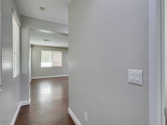 4th image of 7533 Luna Bella Ave