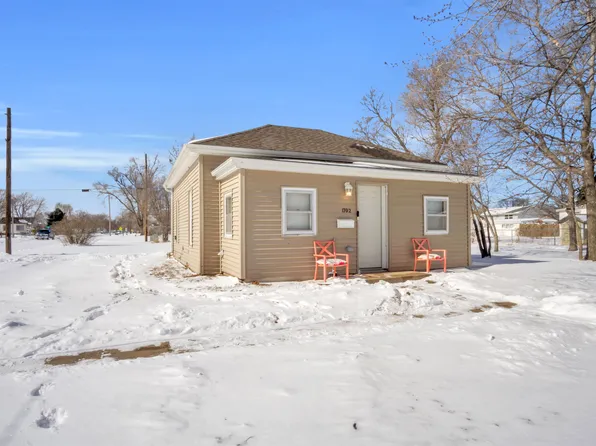 1702 F Ave, Kearney, NE 68847