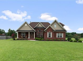 5944 Hirams Ct, Hope Mills, NC 28348