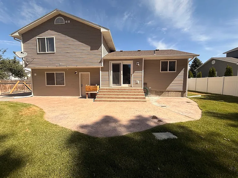 253 Colonial Way — Photo 36